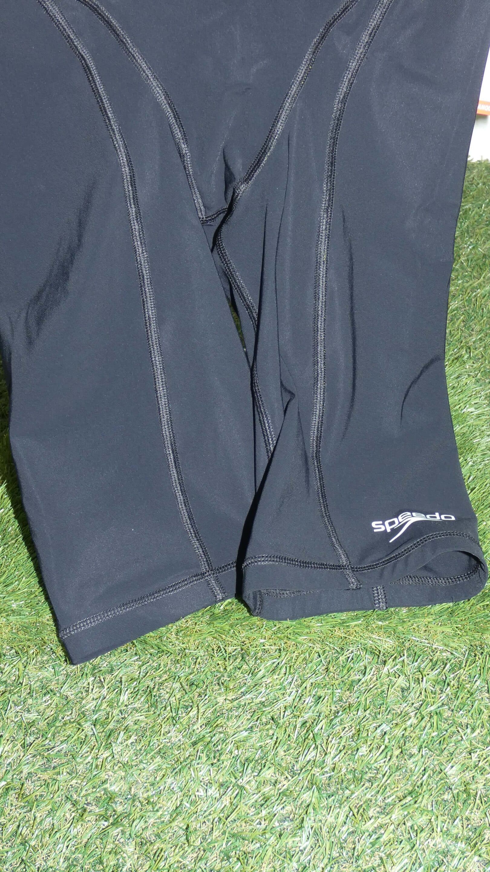 Men’s  Speedo Vanquisher Swimming Trunks Size 32″ Waist