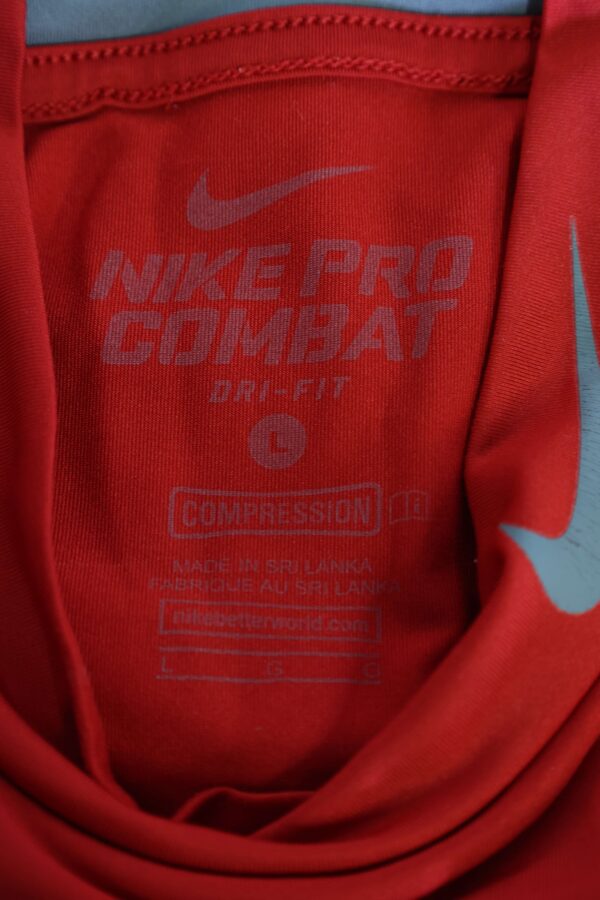 Pair of Men's Nike Long-Sleeved Underlayers - Image 6