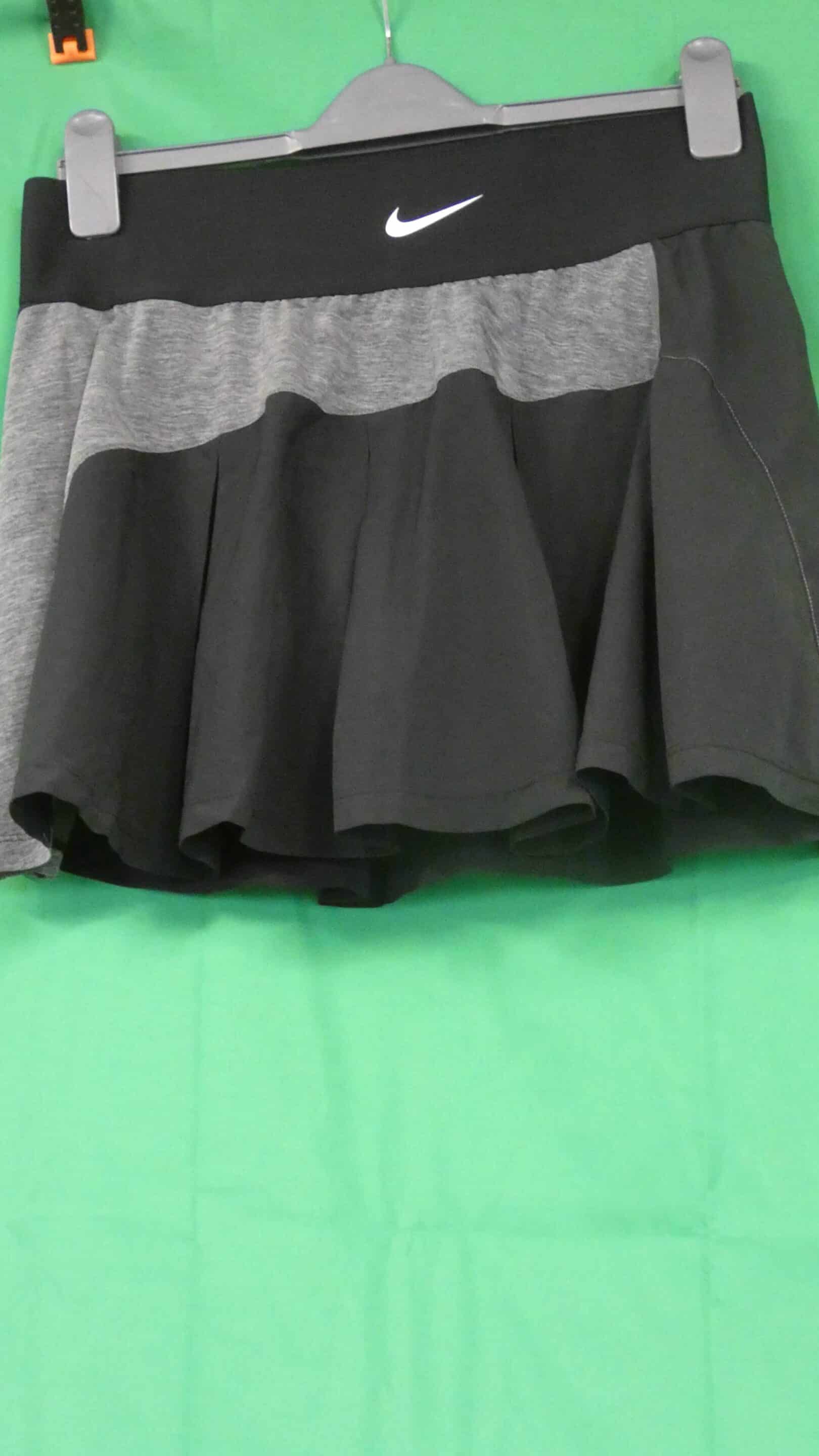 Women’s Nike Skirt/Skort