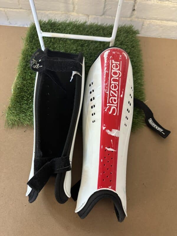 Slazenger Hockey Shin Pads - Image 2