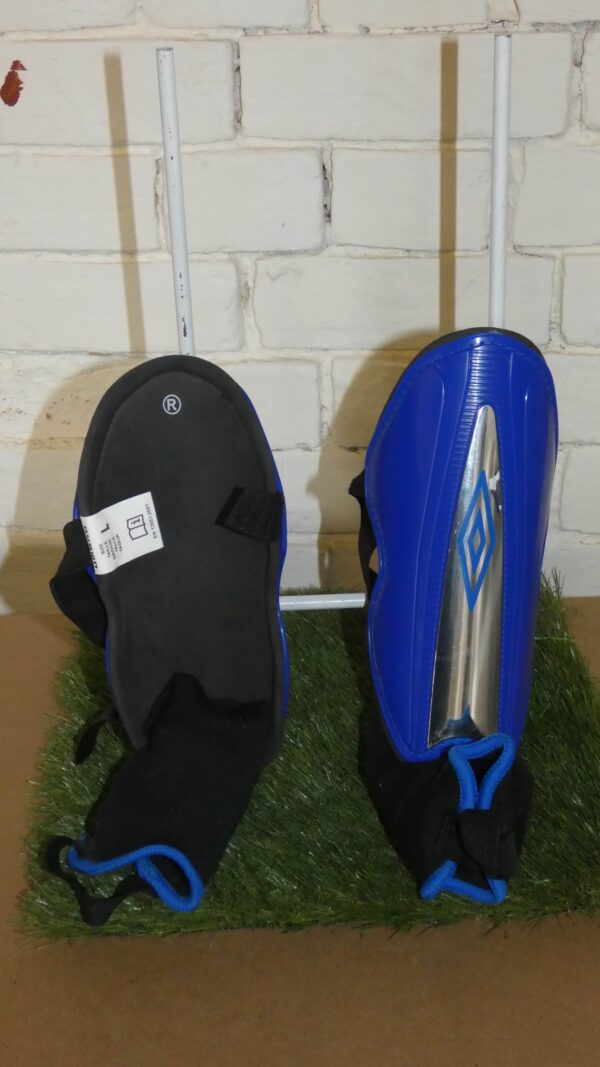 Adults Shin Pads - Image 2