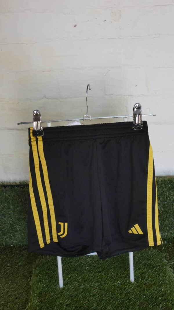 Kids adidas Juventus Shorts