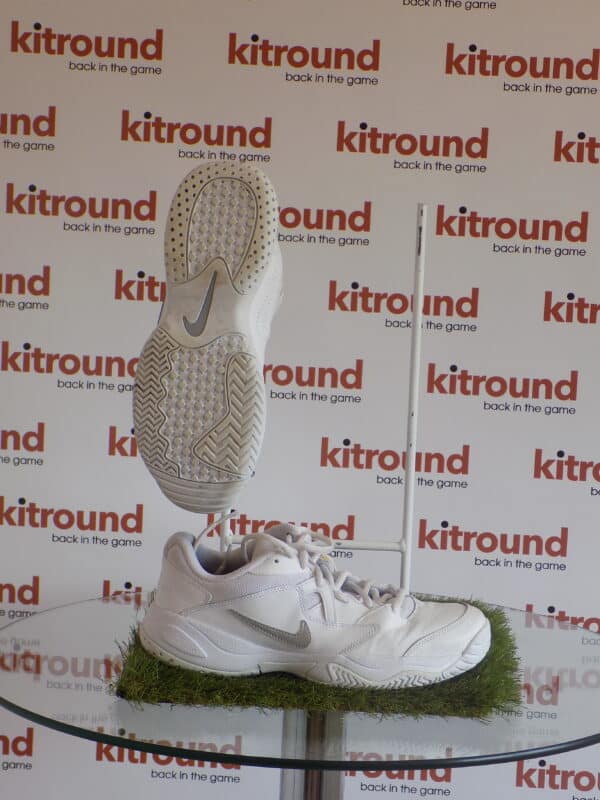 Women's Nike Trainers - Image 2