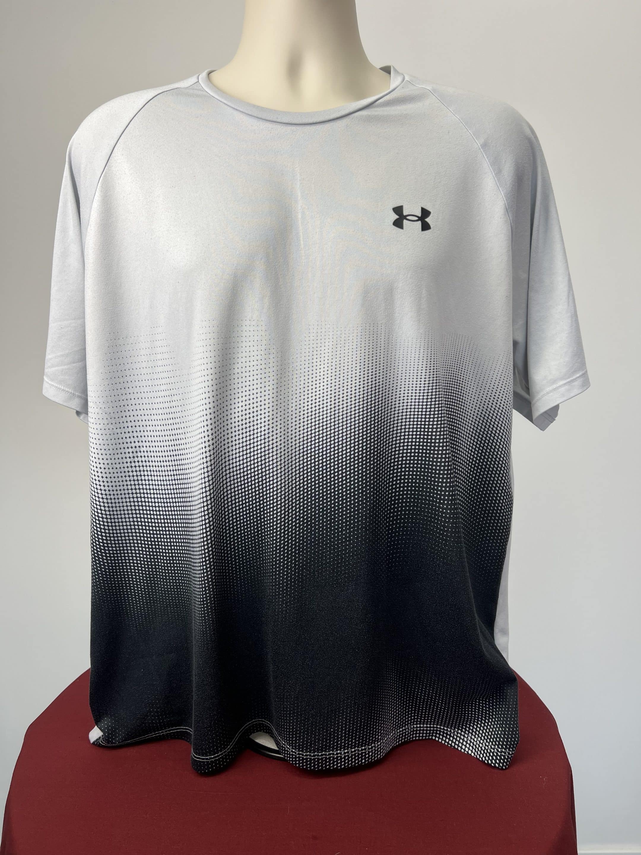 Under Armour Men’s Athletic T-Shirt