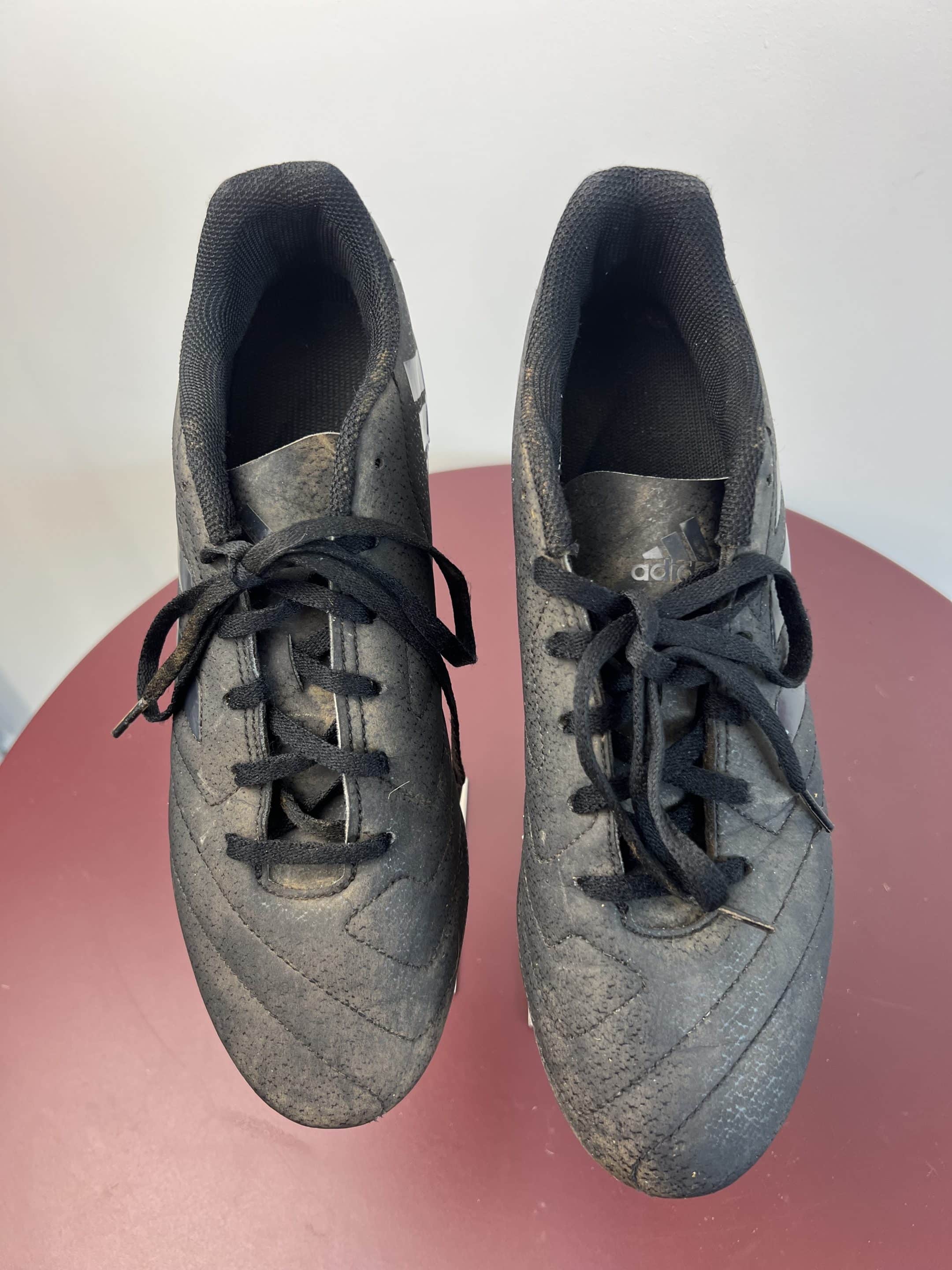 adidas Football Boots – Black