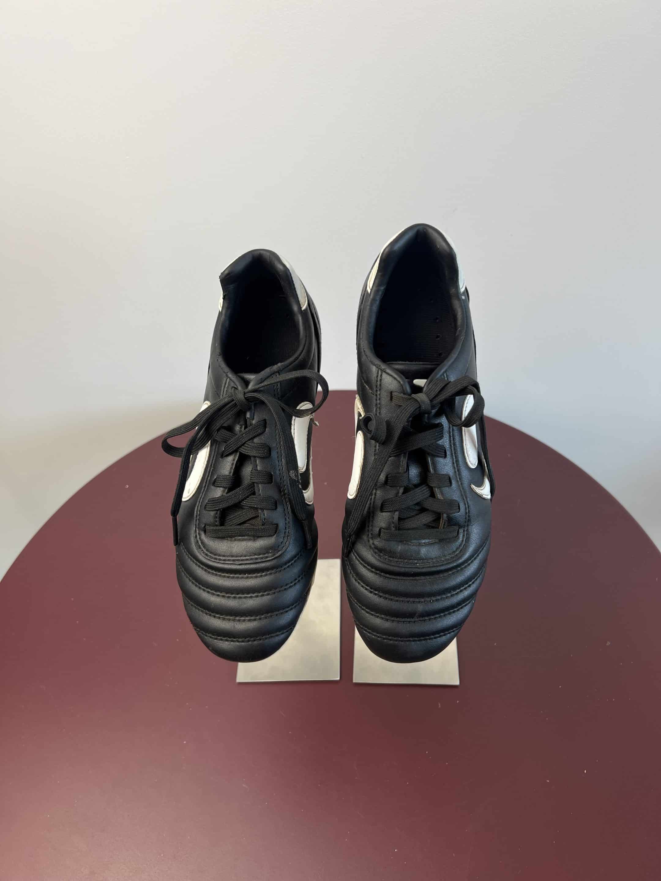 Kid’s Sondico Black Football Boots