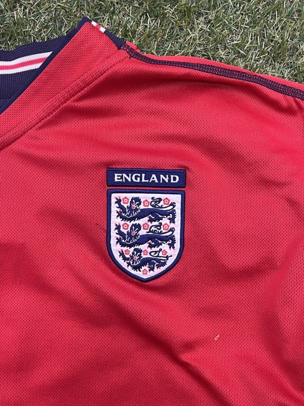 Umbro Reversable England Football Shirt (size M-L) - Image 4