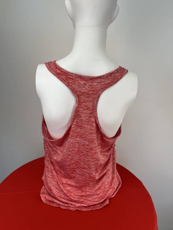 USA Pro Red Fitness Vest - Image 3