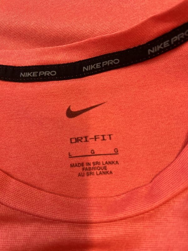 Nike Dri-FIT Men's Training T-Shirt - Image 2