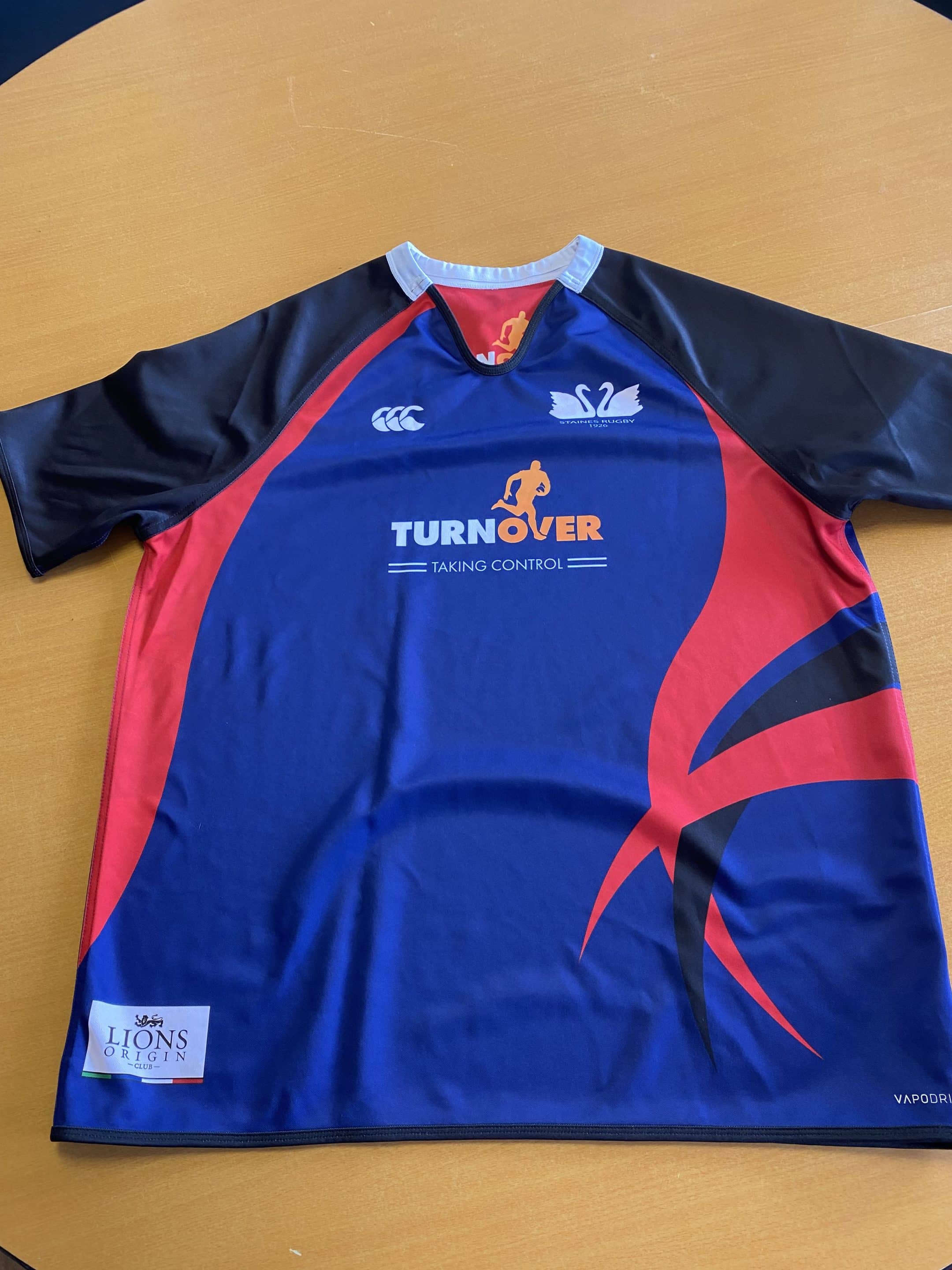 Canterbury reversible training shirt